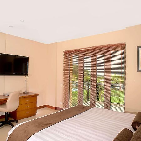 Wyndham Garden Villavicencio Rnt 26993 Рестрепо Екстер'єр фото